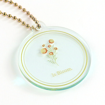 選べるアクリルの素材-ガラスアクリル