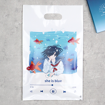 鮮やかなイラスト映える！表面にツヤのある定番の光沢ポリ袋