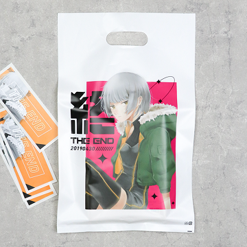 マットな質感が高級感を演出、洗練されたイラストにぴったりのポリ袋