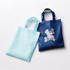 ノベルティの定番不織布のトートバッグから商品を選ぶ