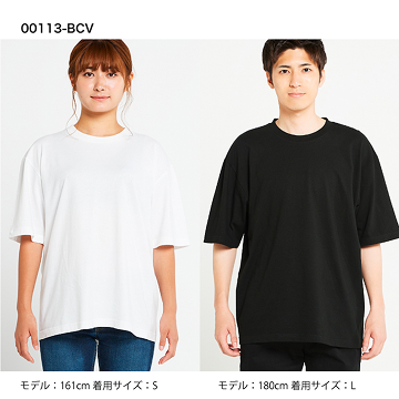 ビッグシルエットTシャツの着用画像
